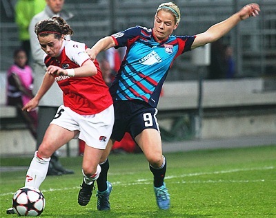 Le Sommer lors du match remporté face à AZ (photo : Van Gol)