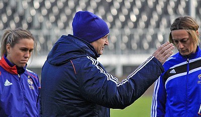 La Pologne, avant de prendre pour Bruno Bini le chemin de la Coupe du Monde 2011 (photo : Jean-François)