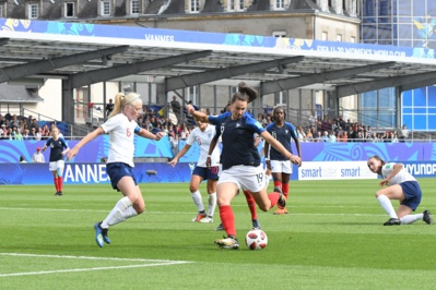 Amélie Delabre (photo Philippe Le Brech) Amélie Delabre (photo Philippe Le Brech)