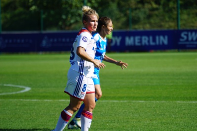 Simon avec l'OL (photo footofeminin) Simon avec l'OL (photo footofeminin)