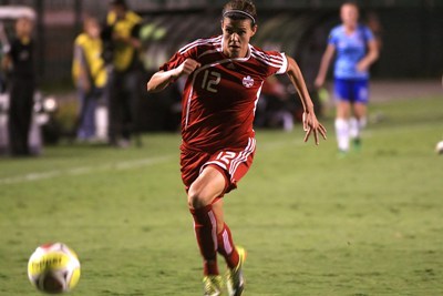 109e but international pour Christine Sinclair avec le Canada (photo : ZDL) 109e but international pour Christine Sinclair avec le Canada (photo : ZDL)