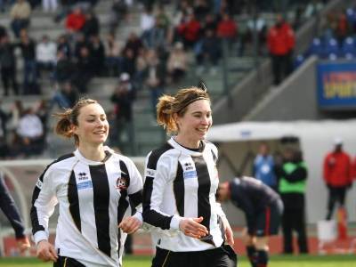 Thiney et Tonazzi duo offensif juvisien Thiney et Tonazzi duo offensif juvisien