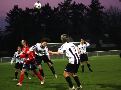 Challenge : La Roche (D1) s'est fait quelques frayeurs à Ploërmel (2-1) Challenge : La Roche (D1) s'est fait quelques frayeurs à Ploërmel (2-1)