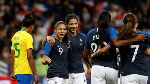 La joie de Cascarino qui a ouvert le score La joie de Cascarino qui a ouvert le score