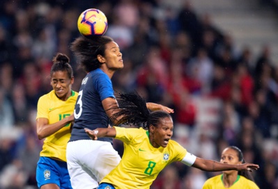 Renard, buteuse pour la 20e fois en Bleue (photos FFF) Renard, buteuse pour la 20e fois en Bleue (photos FFF)
