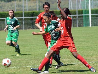 La Stéphanoise Bengueddoudj a joué son dernier en D1, tout comme Le Mans relégué (photo : LP) La Stéphanoise Bengueddoudj a joué son dernier en D1, tout comme Le Mans relégué (photo : LP)