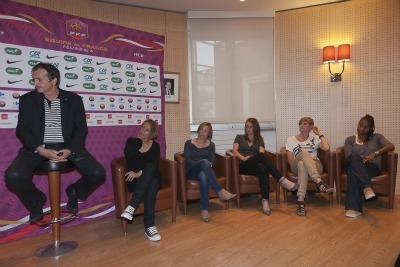 Bruno Bini, Sandrine Soubeyrand, Sonia Bompastor, Gaëtane Thiney Corine Franco et Laura Georges étaient tous présents à l'annonce de la liste des 21 (Photos : Eric Baledent/Le Moustic Production) Bruno Bini, Sandrine Soubeyrand, Sonia Bompastor, Gaëtane Thiney Corine Franco et Laura Georges étaient tous présents à l'annonce de la liste des 21 (Photos : Eric Baledent/Le Moustic Production)