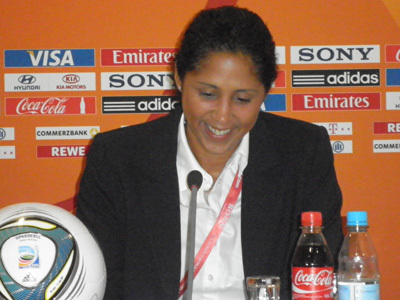 Steffi Jones : "Il faut fasciner"