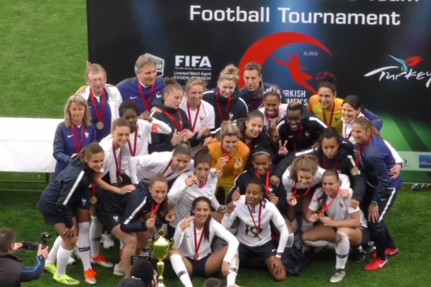 Turkish Women's Cup - La FRANCE déroule en finale face à la ROUMANIE Turkish Women's Cup - La FRANCE déroule en finale face à la ROUMANIE