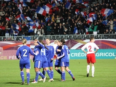 Les Bleues lors du dernier match face à la Pologne (photo : S. Duret)