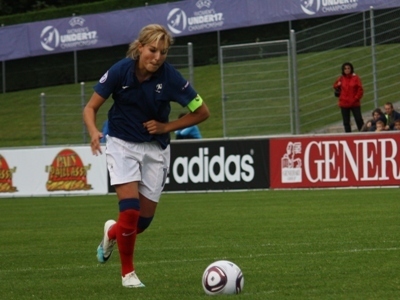 Malgré son tir au but manqué, Claire Lavogez a contribué au succès avec un but et une passe Malgré son tir au but manqué, Claire Lavogez a contribué au succès avec un but et une passe