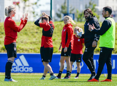 Séance sous la direction de Pedros et Devineau (photo OL) Séance sous la direction de Pedros et Devineau (photo OL)