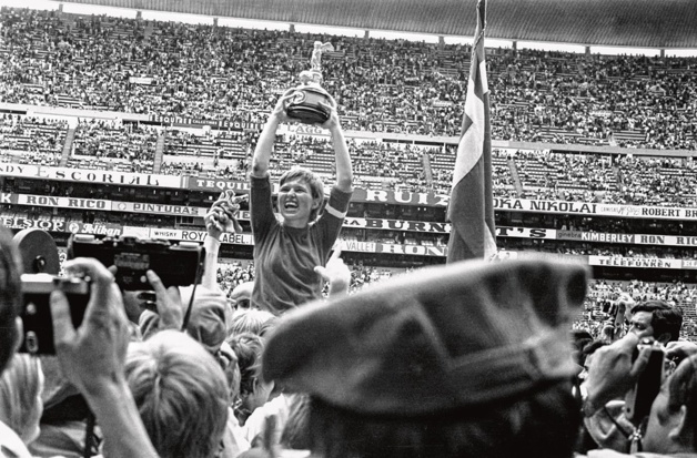 La capitaine danoise Lis Westberg en 1971 (photo DR) La capitaine danoise Lis Westberg en 1971 (photo DR)