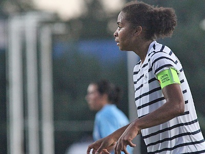 Laura Georges aura porté le brassard de capitaine en Guadeloupe (photo fff.fr)