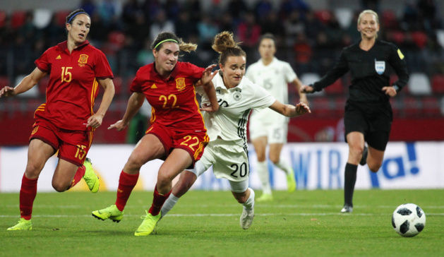 Mariona Caldentey et Lina Magull (photo FIFA.com) Mariona Caldentey et Lina Magull (photo FIFA.com)