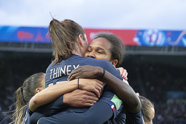 Thiney et Renard, partenaires heureuses (photo Eric Baledent/FOF)