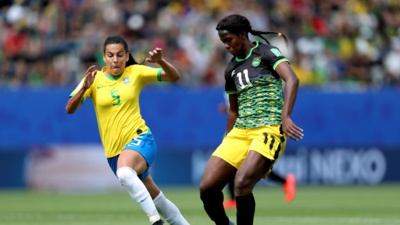 Shaw aura tenté de faire le spectacle (photo FIFA.com) Shaw aura tenté de faire le spectacle (photo FIFA.com)