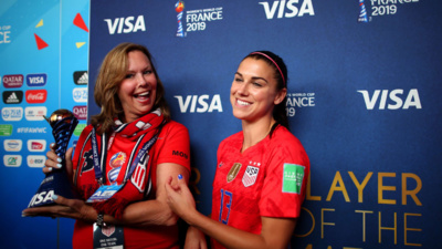 Alex Morgan, élue meilleure joueuse du match (photo FIFA.com) Alex Morgan, élue meilleure joueuse du match (photo FIFA.com)