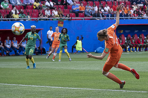 La tête de Miedema sur le 1-0 (photo Eric Baledent/FOF) La tête de Miedema sur le 1-0 (photo Eric Baledent/FOF)