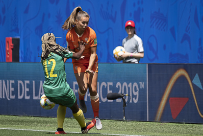 Martens face à Meffometou (photo Eric Baledent/FOF) Martens face à Meffometou (photo Eric Baledent/FOF)