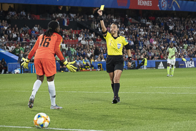 L'arbitre Melissa Borjas sanctionné pour avoir quitté sa ligne (photo Eric Baledent/FOF) L'arbitre Melissa Borjas sanctionné pour avoir quitté sa ligne (photo Eric Baledent/FOF)