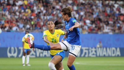 Kathellen et Girelli (photo FIFA.com) Kathellen et Girelli (photo FIFA.com)