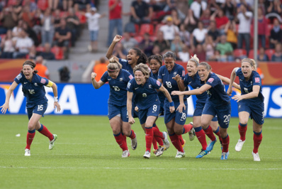 La joie tricolore lors du tir au but de White sur la barre (photo Eric Baledent) La joie tricolore lors du tir au but de White sur la barre (photo Eric Baledent)