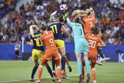 van Veenendaal intervient (photo Frédérique Grando/FOF) van Veenendaal intervient (photo Frédérique Grando/FOF)