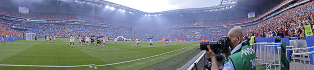 Le stade célèbre ses championnes (photo Eric Baledent/FOF)