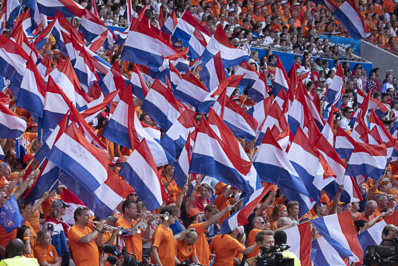 Les Orange ont soutenu leurs protégées (photo Eric Baledent/FOF) Les Orange ont soutenu leurs protégées (photo Eric Baledent/FOF)