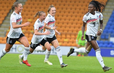 L'Allemagne confirme (photo UEFA.com) L'Allemagne confirme (photo UEFA.com)