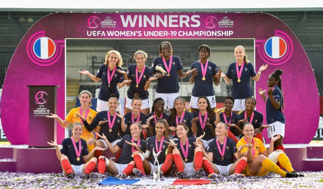 Les Bleuettes au sommet de l'Europe (photo UEFA) Les Bleuettes au sommet de l'Europe (photo UEFA)