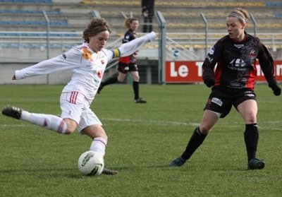 Morel aura eu peu de ballons dans ce match (photo S Duret) Morel aura eu peu de ballons dans ce match (photo S Duret)