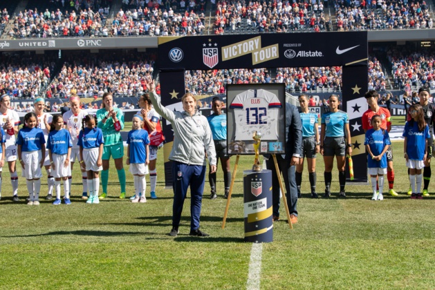 132e match dirigé par Jill Ellis (photo US Soccer) 132e match dirigé par Jill Ellis (photo US Soccer)