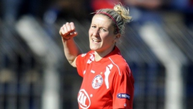 Anja Mittag, désormais deuxième meilleure buteuse européenne Anja Mittag, désormais deuxième meilleure buteuse européenne