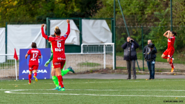 Barbance à droite offre la victoire à son équipe (photo DFCO) Barbance à droite offre la victoire à son équipe (photo DFCO)