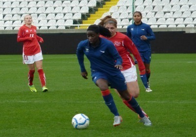 Marina Makanza aurait pu marquer lors de sa première cape, il lui a manqué un peu de justesse technique pour mettre la balle au fond (Photo : Thibault Simonnet)