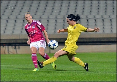 Lara Dickenmann a un but et deux passes décisives à son compteur dans cette Ligue des Champions (Photos : Alexandre Ortega)