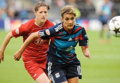 Louisa Necib et l'OL repartent à la conquête de l'Europe Louisa Necib et l'OL repartent à la conquête de l'Europe