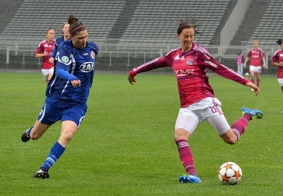 Lotta Schelin a inscrit le 3e but (photo Alexandre Ortega)