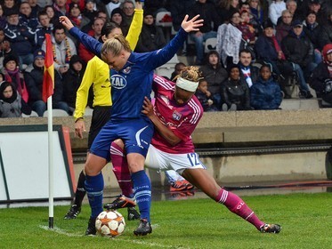 Elodie Thomis, exclue, ne jouera pas la finale Elodie Thomis, exclue, ne jouera pas la finale