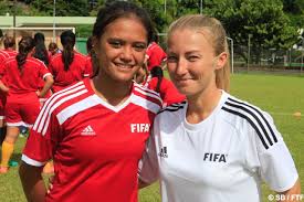 Vaihei Samin à gauche avec Stéphanie Spielmann Vaihei Samin à gauche avec Stéphanie Spielmann