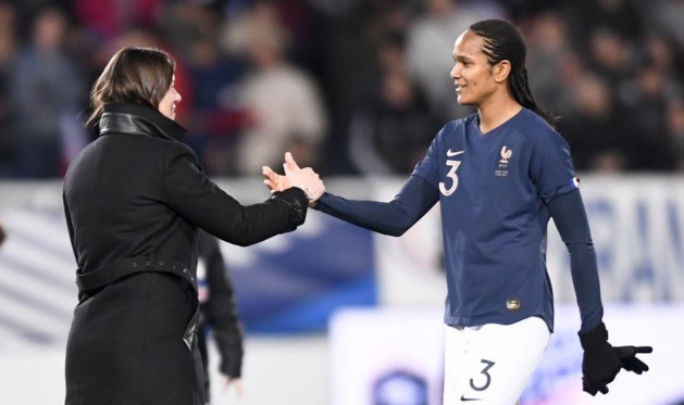 Bleues - Un début d'année mouvementé Bleues - Un début d'année mouvementé