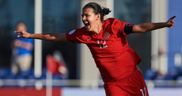 Sinclair, recordwoman des buts en sélection Sinclair, recordwoman des buts en sélection