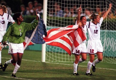 Avec trois médailles d'Or comme ici en 1996, les Etats-Unis dominent les JO Avec trois médailles d'Or comme ici en 1996, les Etats-Unis dominent les JO