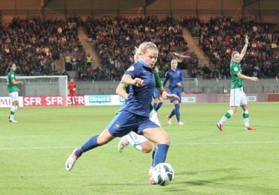 Eugénie Le Sommer a marqué son 21e et 22e but en Bleue