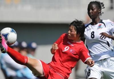 Hyang Sim-Ri a signé un doublé avec la Corée du Nord net vainqueur 11-0 Hyang Sim-Ri a signé un doublé avec la Corée du Nord net vainqueur 11-0