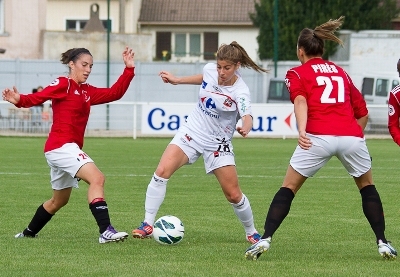 Camille Catala, buteuse dans son nouveau jardin (photo W Morice)