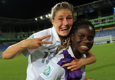 Noémie Carage et Griedge Mbock Bathy Nka, deux joueuses qui font partie d'un groupe qui ne cesse de progresser Noémie Carage et Griedge Mbock Bathy Nka, deux joueuses qui font partie d'un groupe qui ne cesse de progresser