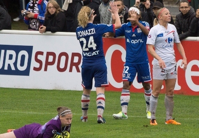Laëtitia TONAZZI (Olympique Lyonnais) : "J'ai gagné la confiance de mes partenaires et de mon entraîneur" Laëtitia TONAZZI (Olympique Lyonnais) : "J'ai gagné la confiance de mes partenaires et de mon entraîneur"